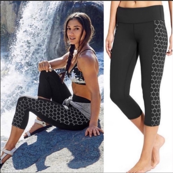 Athleta Black and White Eyelet Cropped Tights - Picture 1 of 7